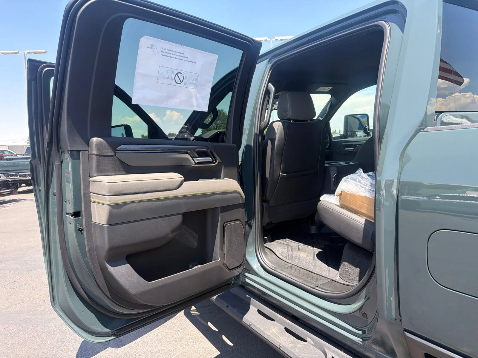 2026 Chevrolet Silverado 2500 HD ZR2 - Photo 27