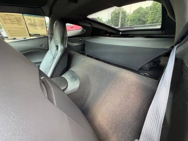 Used 2016 Red Chevrolet Z06 image 23