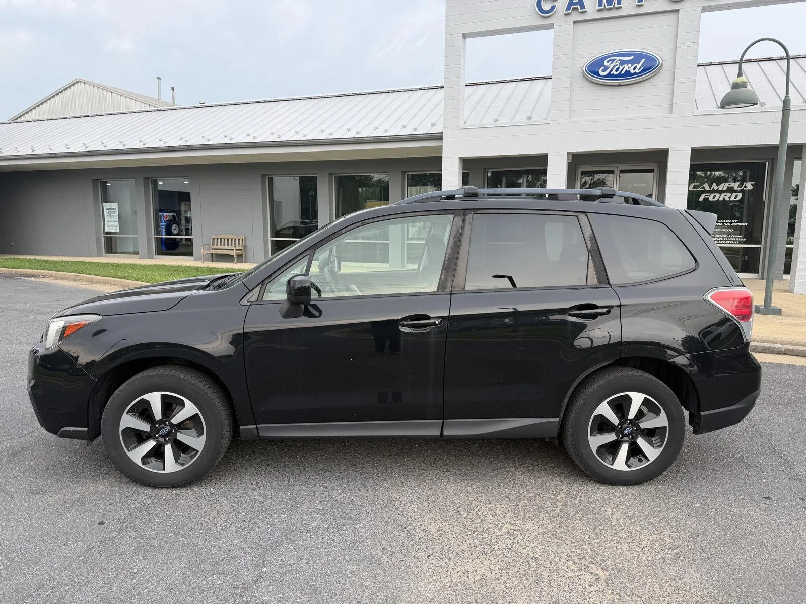 Used 2018 Subaru Forester Premium with VIN JF2SJAEC7JH438923 for sale in Waynesboro, VA