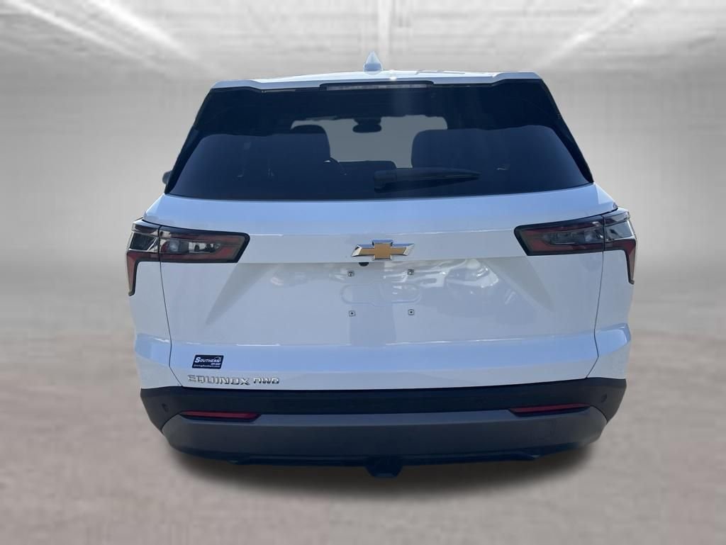 Used 2026 White Chevrolet LT image 4