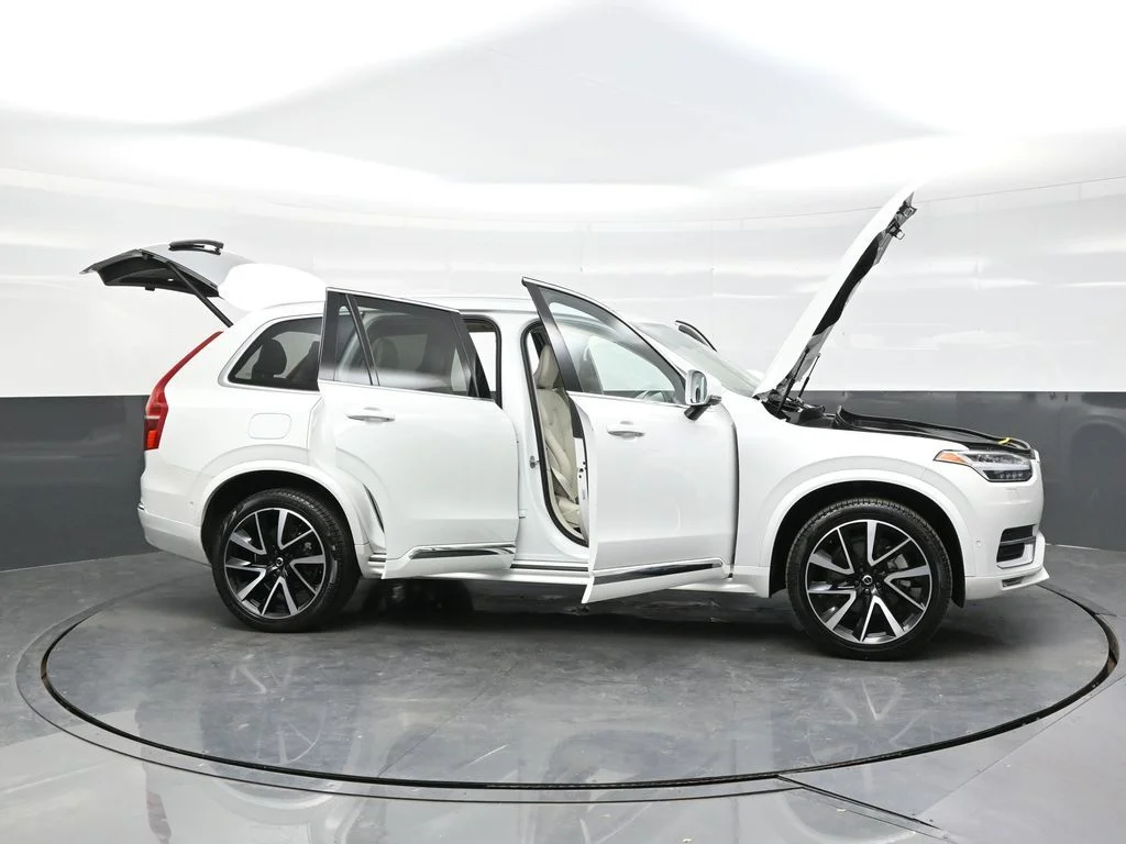 Certified Used 2024 Crystal White Volvo Plus image 45