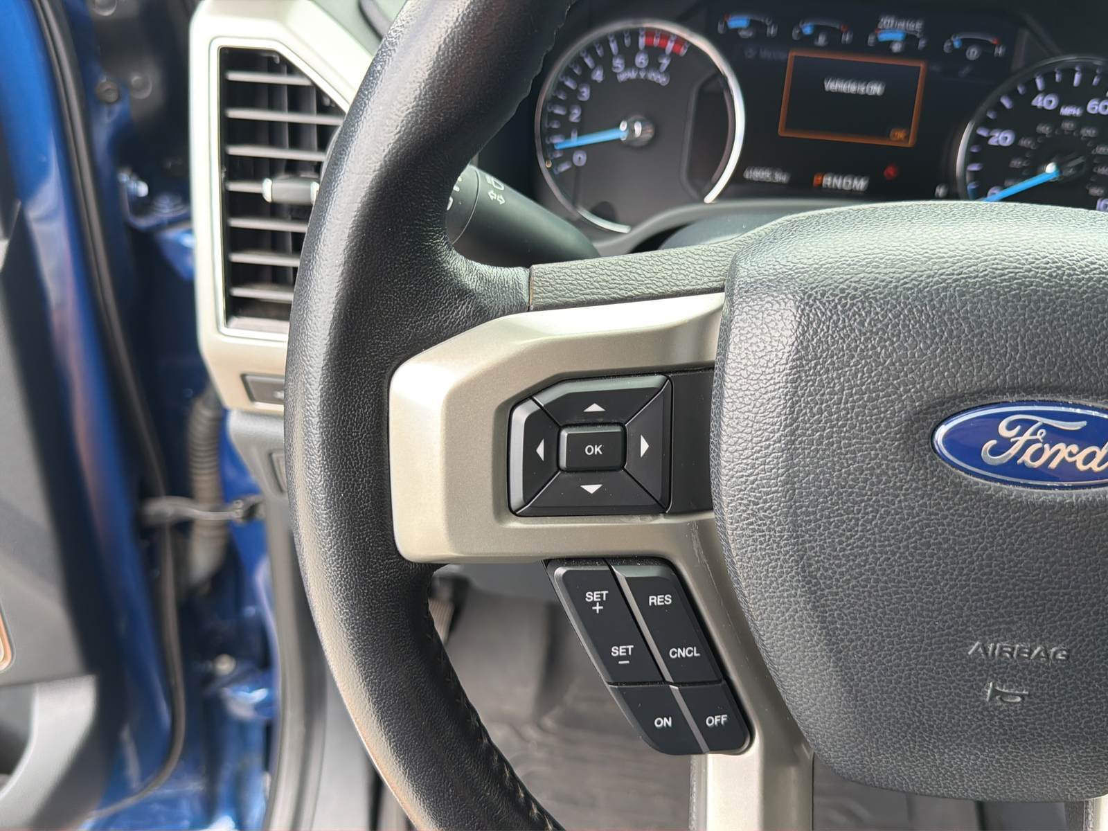 Used 2022 Blue Ford Lariat image 17