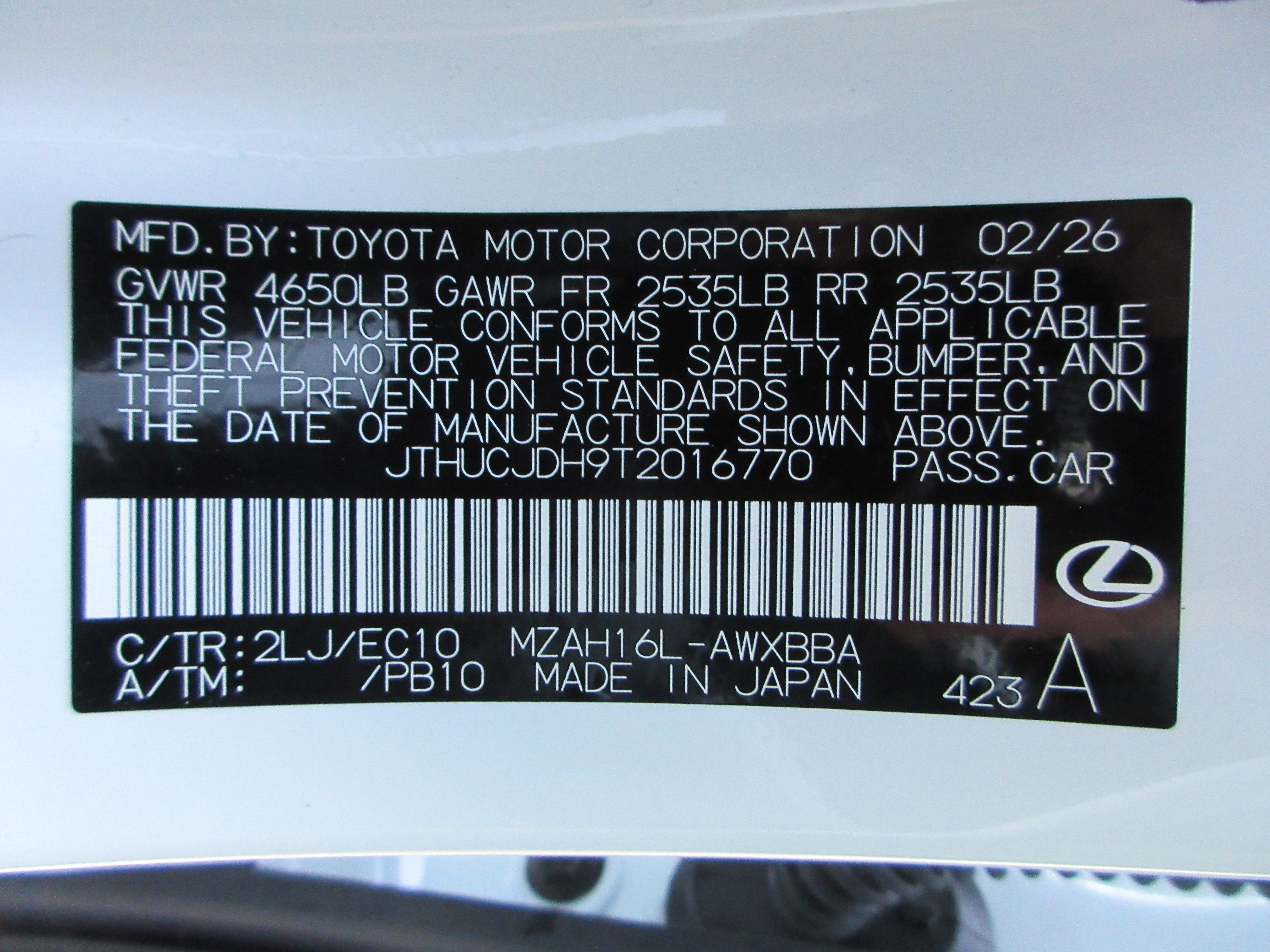 New 2026 Ultra White with Obsidian roof Lexus F SPORT DESIGN AWD image 53