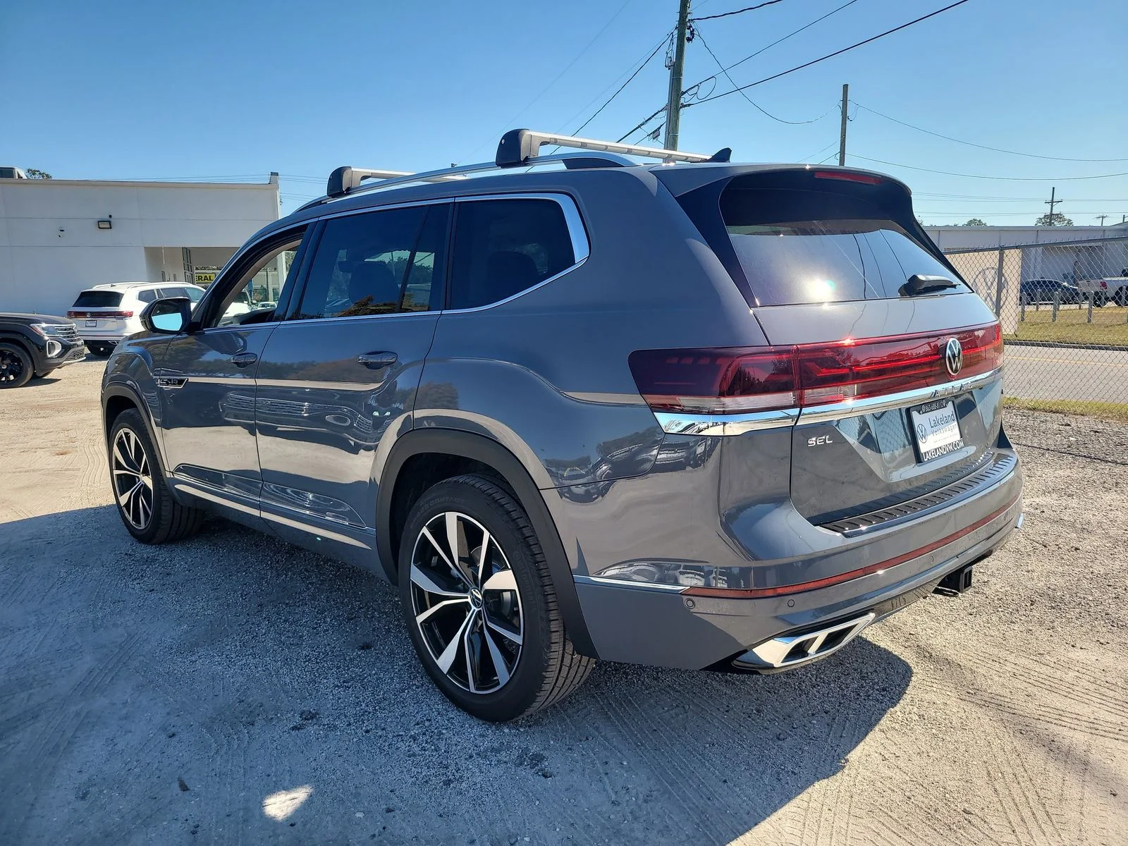 2026 Volkswagen Atlas SEL Premium R-Line - Photo 8