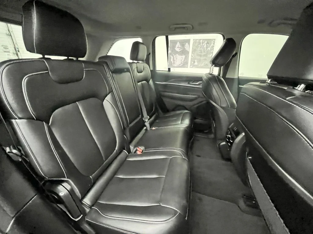 Used 2023 Black Jeep Limited image 36