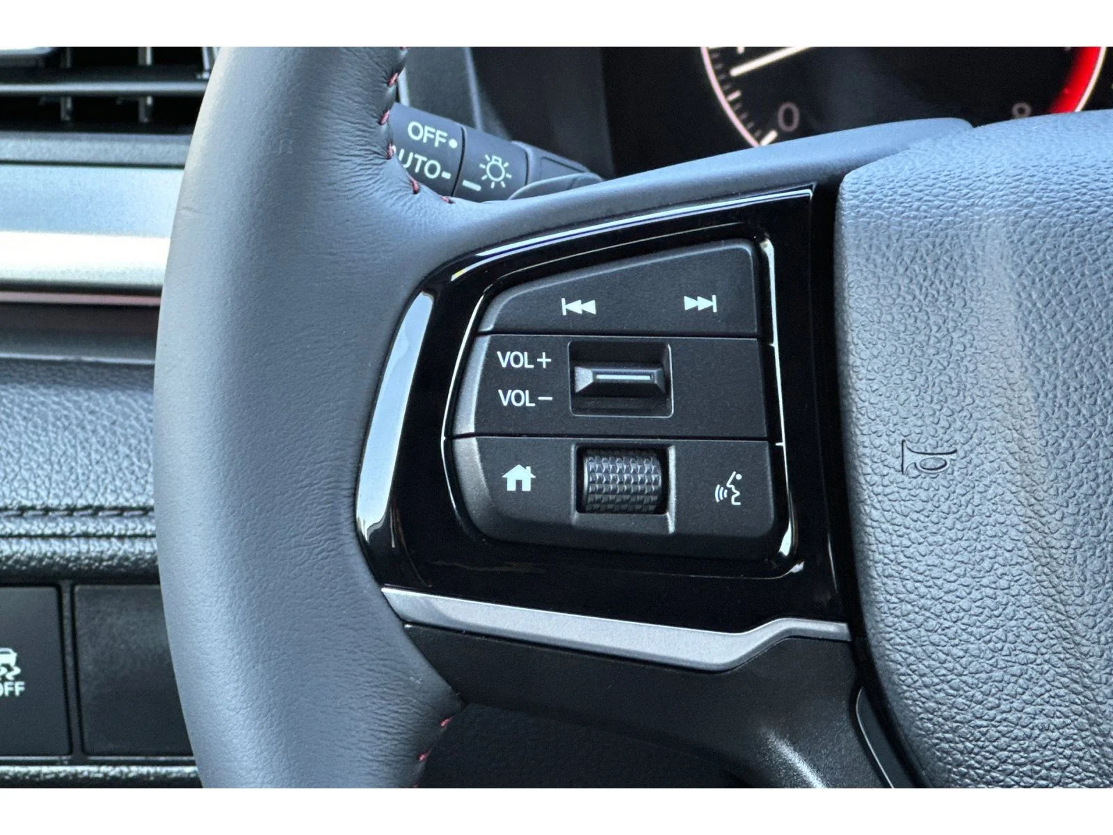 Used 2026 Platinum White Pearl Honda Sport-L image 37