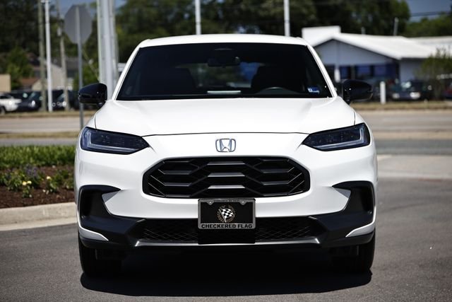 Used 2025 White Honda Sport image 12