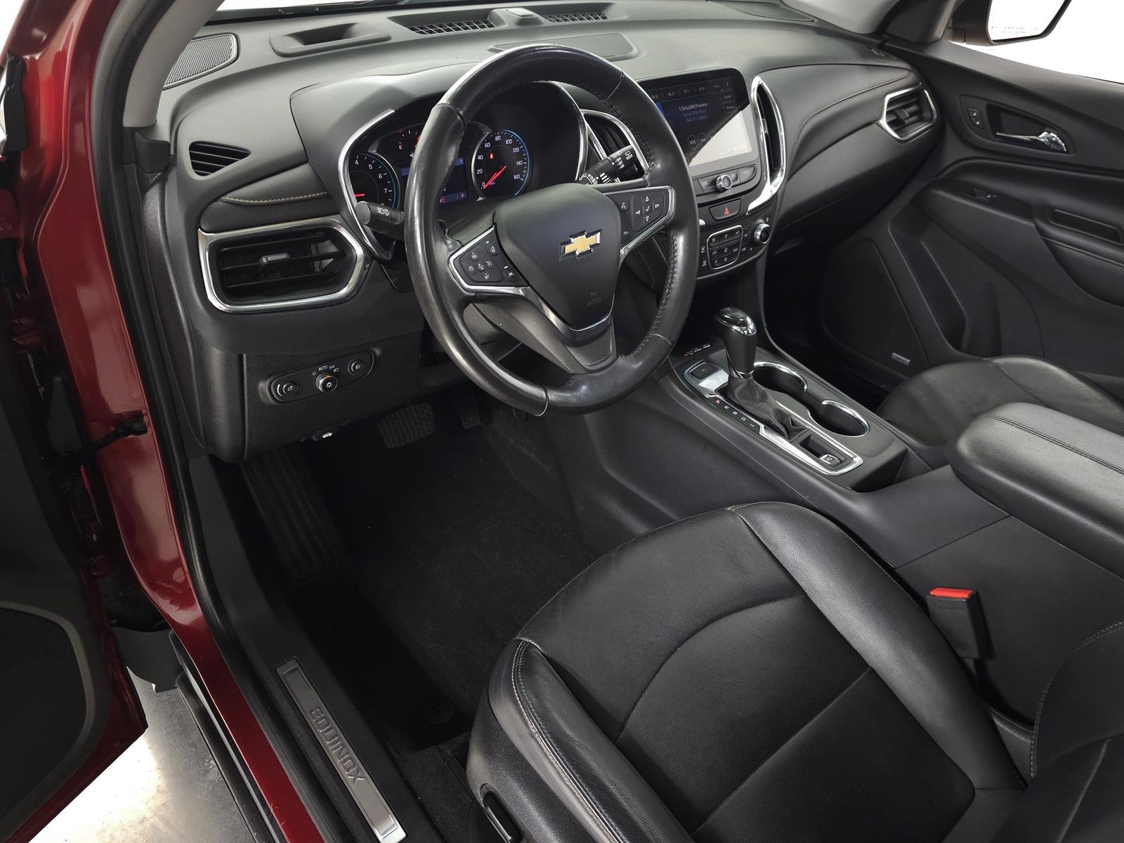 Used 2019 Red Chevrolet Premier image 17