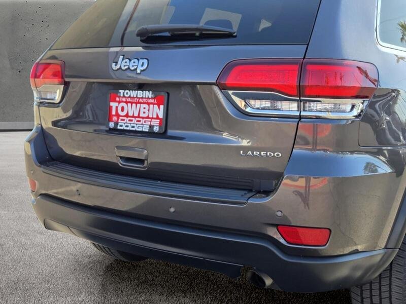 Used 2020 Gray Jeep Laredo E image 6