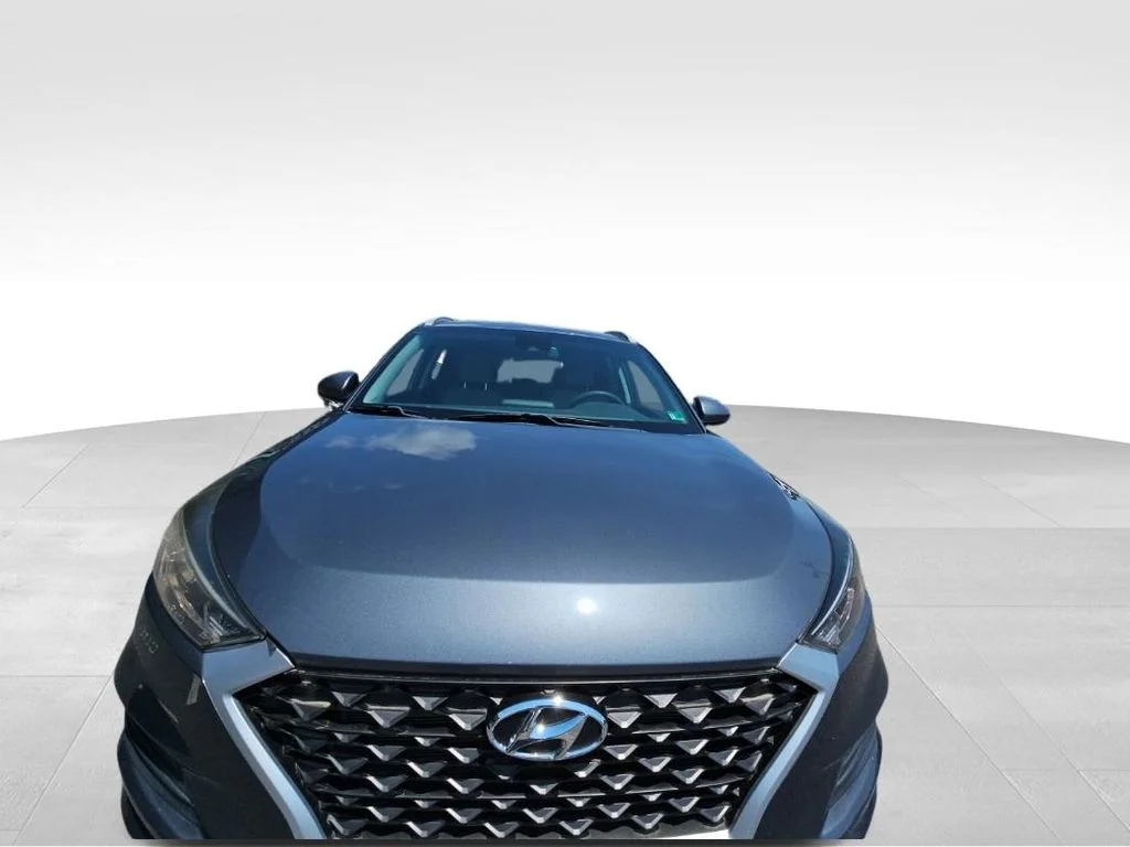 Used 2019 Gray Hyundai Value image 3