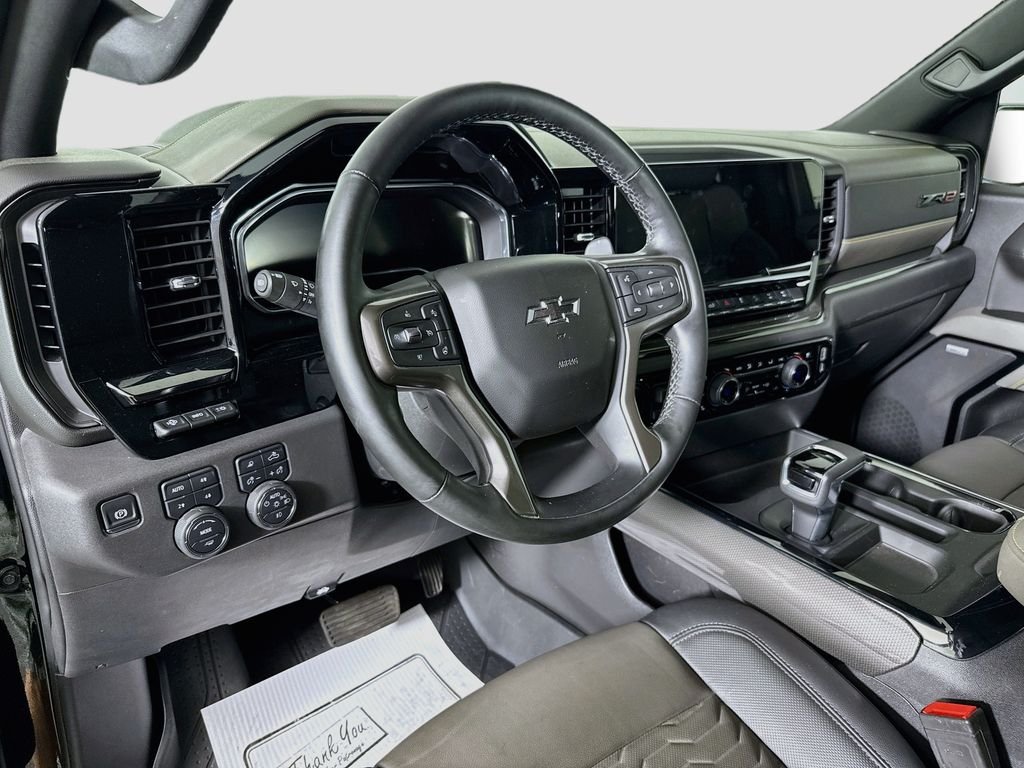Used 2025 Black Chevrolet ZR2 image 9