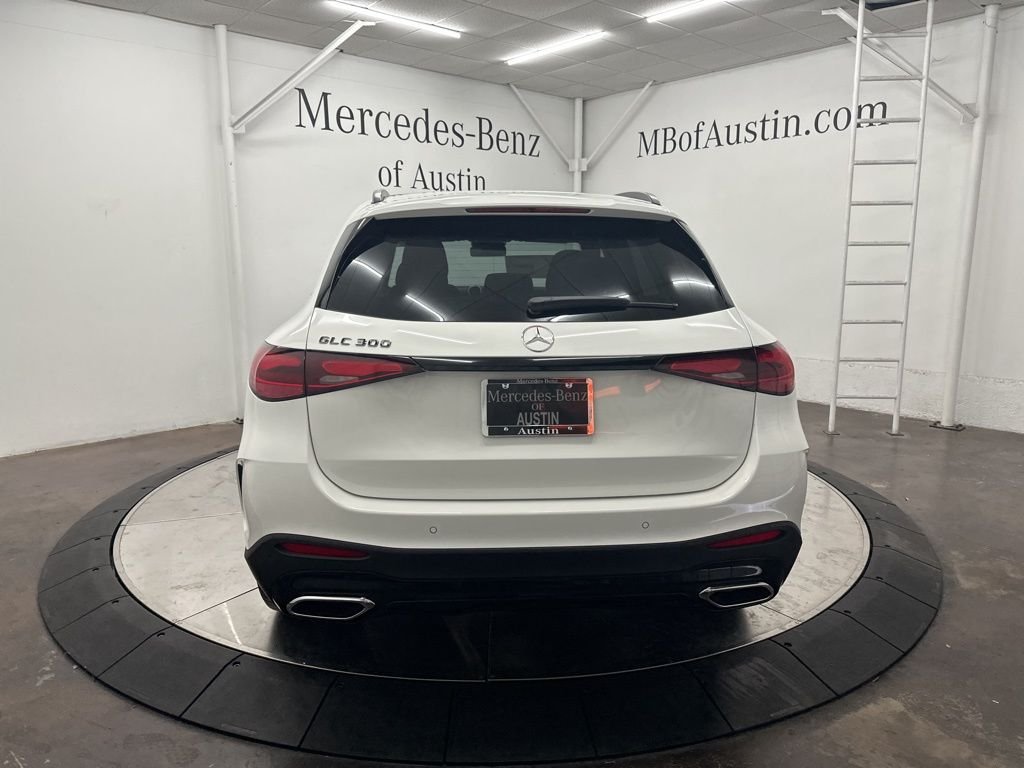 Used 2026 White Mercedes-Benz GLC 300 image 6