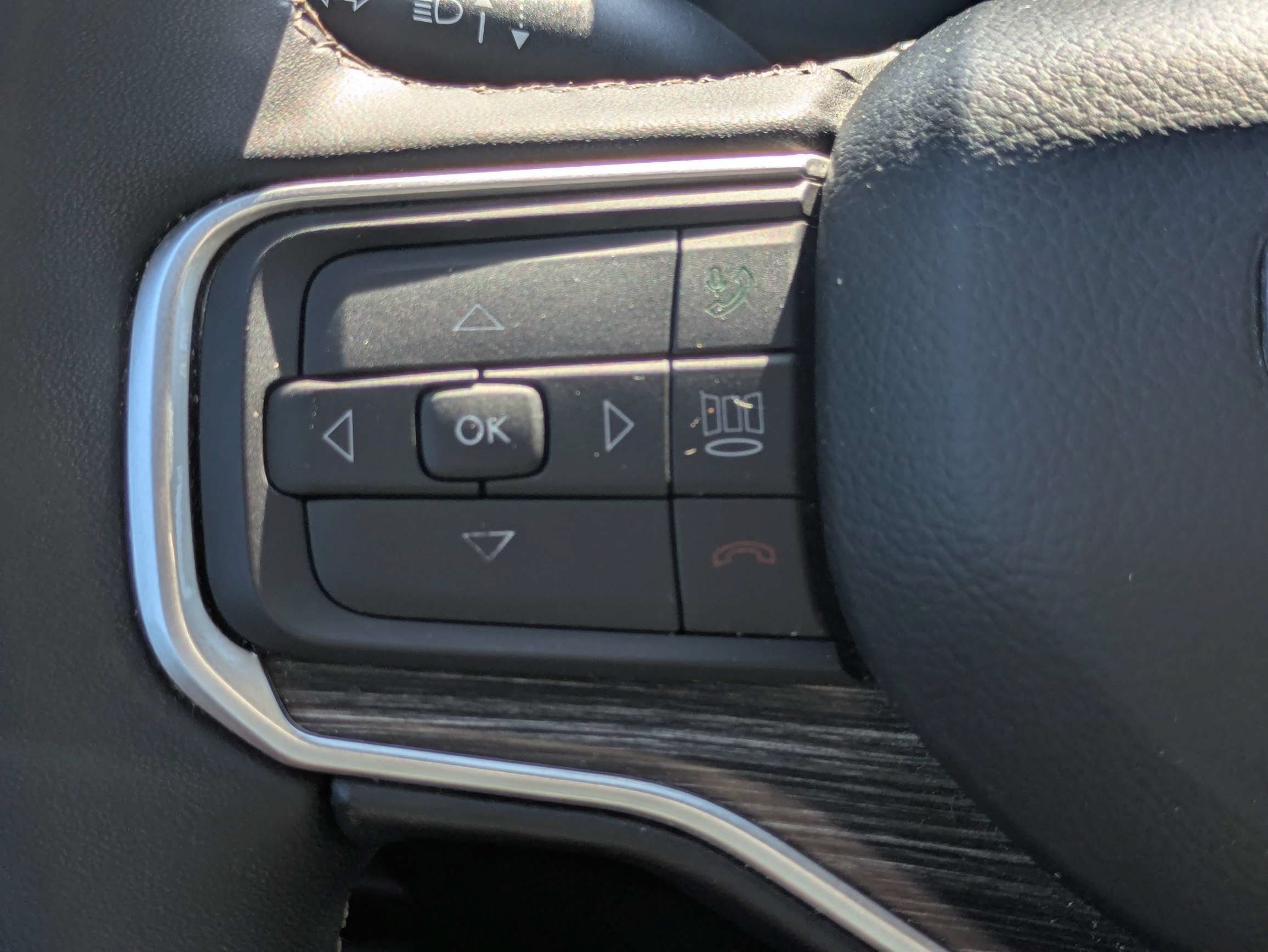 Used 2024 Black Jeep Series II image 23