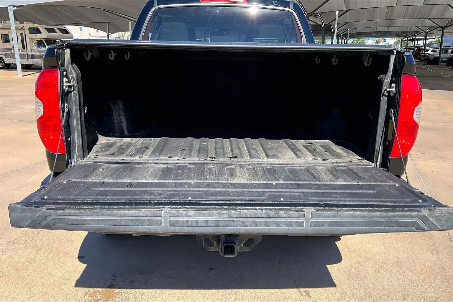 Used 2021 Midnight Black Metallic Toyota SR5 image 30