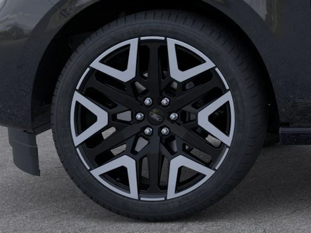New 2026 Dark Matter Gray Metallic Ford Platinum image 19