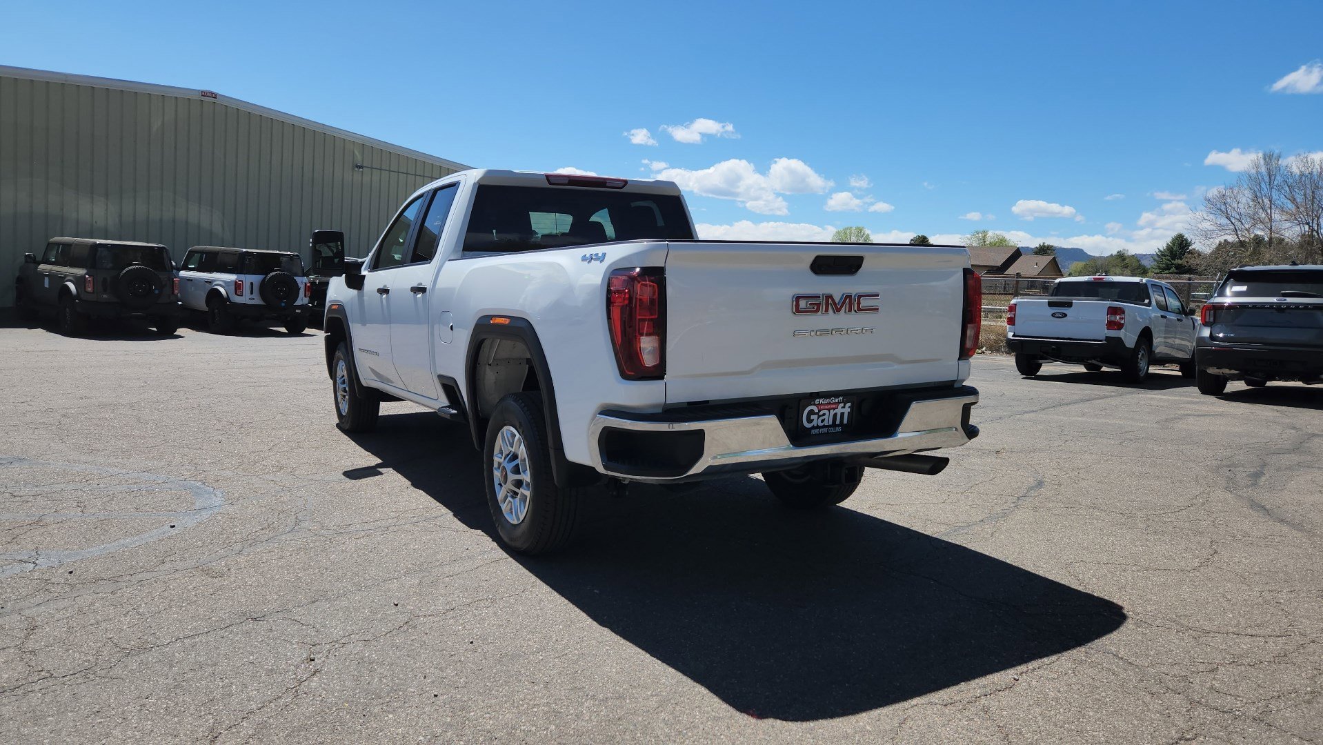 Used 2025 Summit White GMC Pro image 11