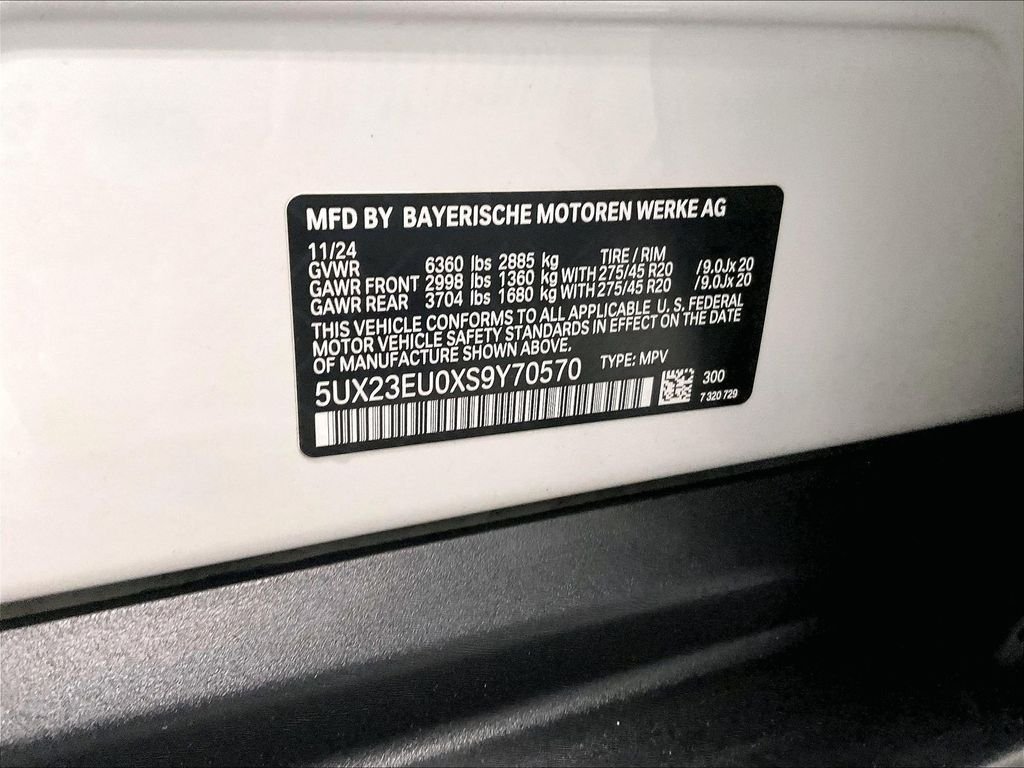 Used 2025 White BMW xDrive40i image 35