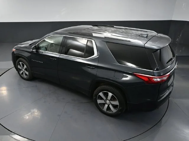 Used 2018 Gray Chevrolet 3LT image 48