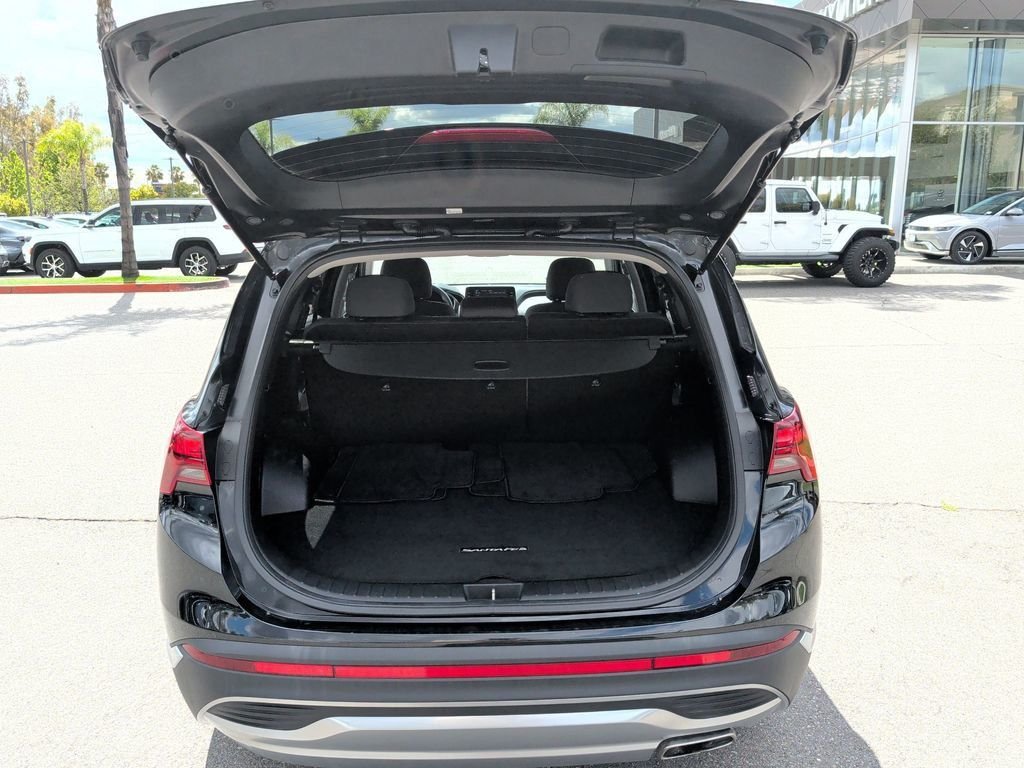 Certified Used 2021 Black Hyundai SEL image 10
