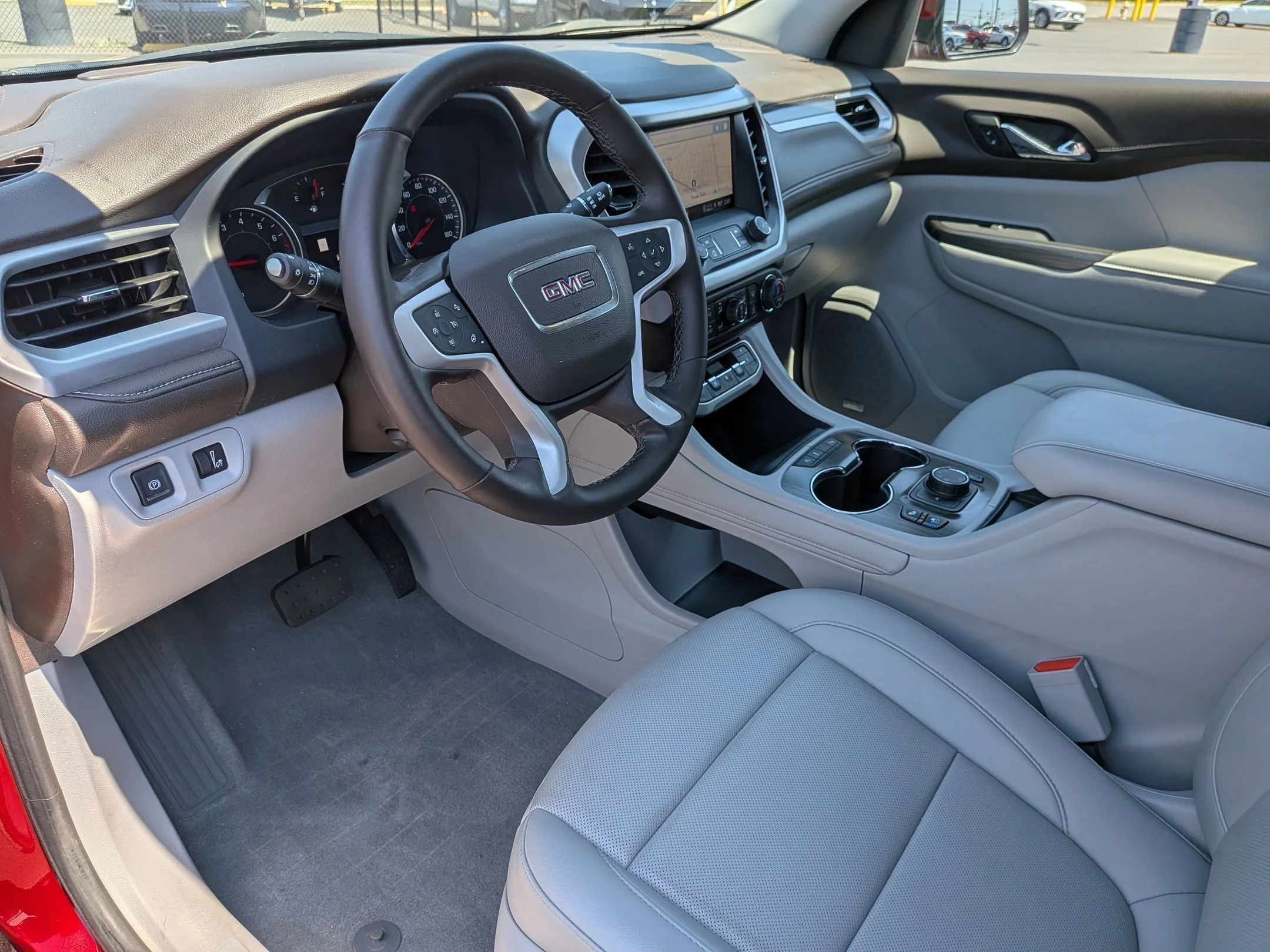 Used 2023 Volcanic Red Tintcoat GMC SLT image 9