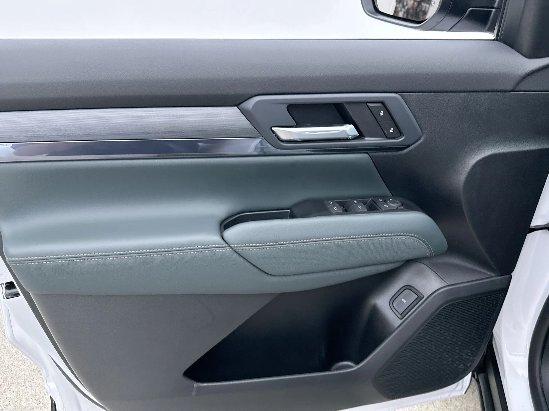2027 GMC Terrain AT4 - Photo 64