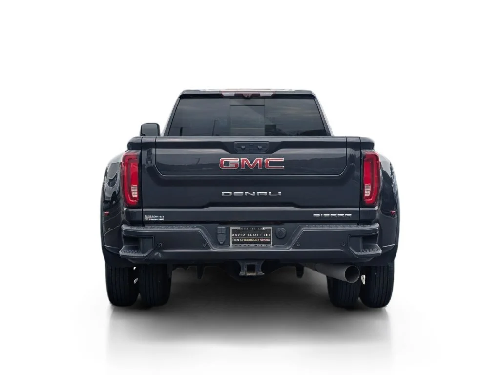 Used 2020 CARBON BLACK METALLIC GMC Denali image 4