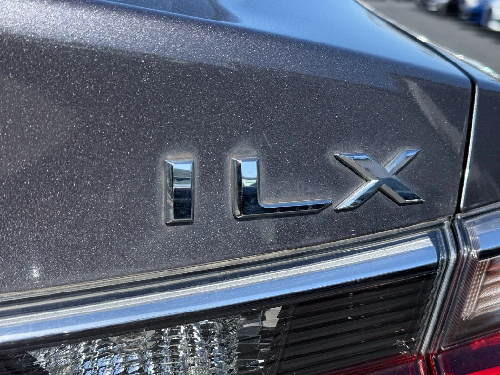 Used 2019 Gray Acura w/Premium Pkg image 11