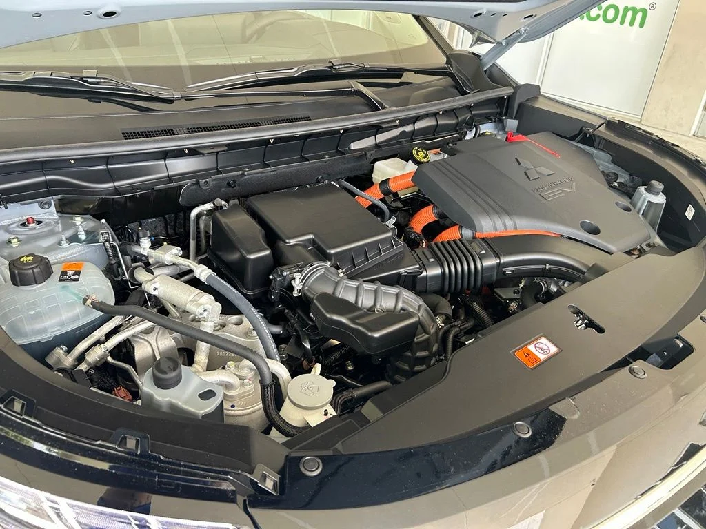 New 2026 Gray Mitsubishi SE S-AWC image 11