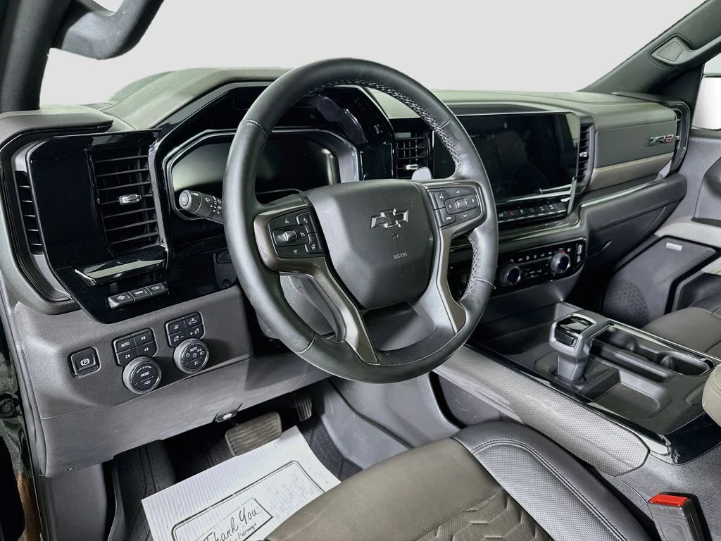 Used 2025 Black Chevrolet ZR2 image 9