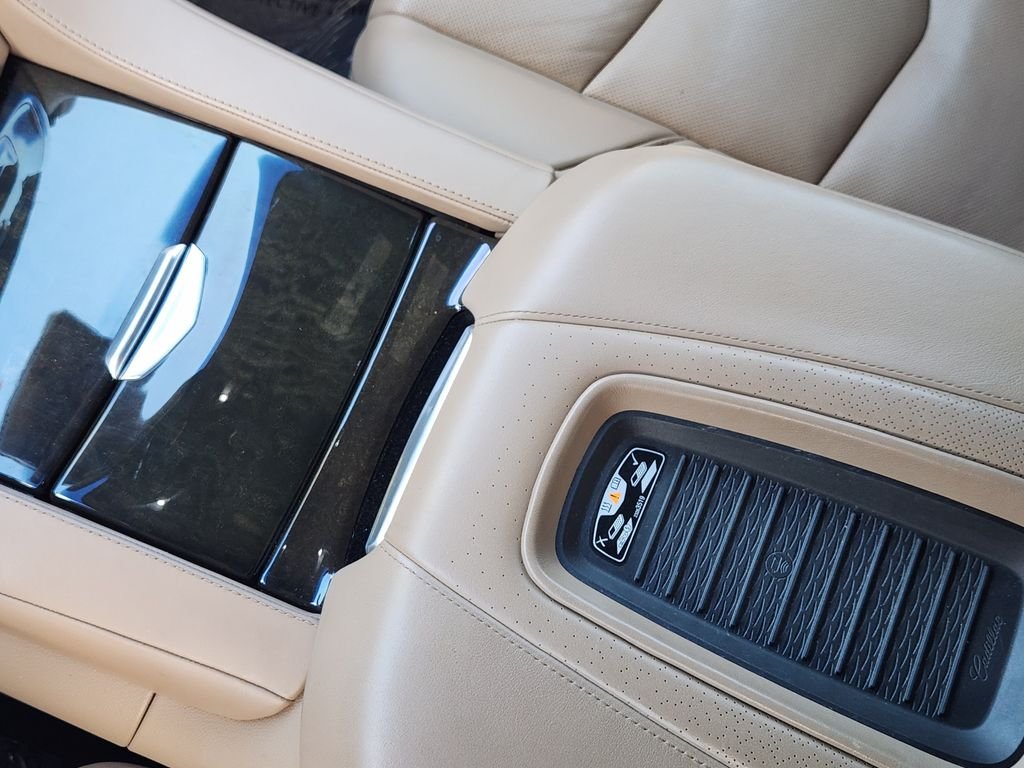 Used 2019 Black Cadillac Platinum Edition image 20
