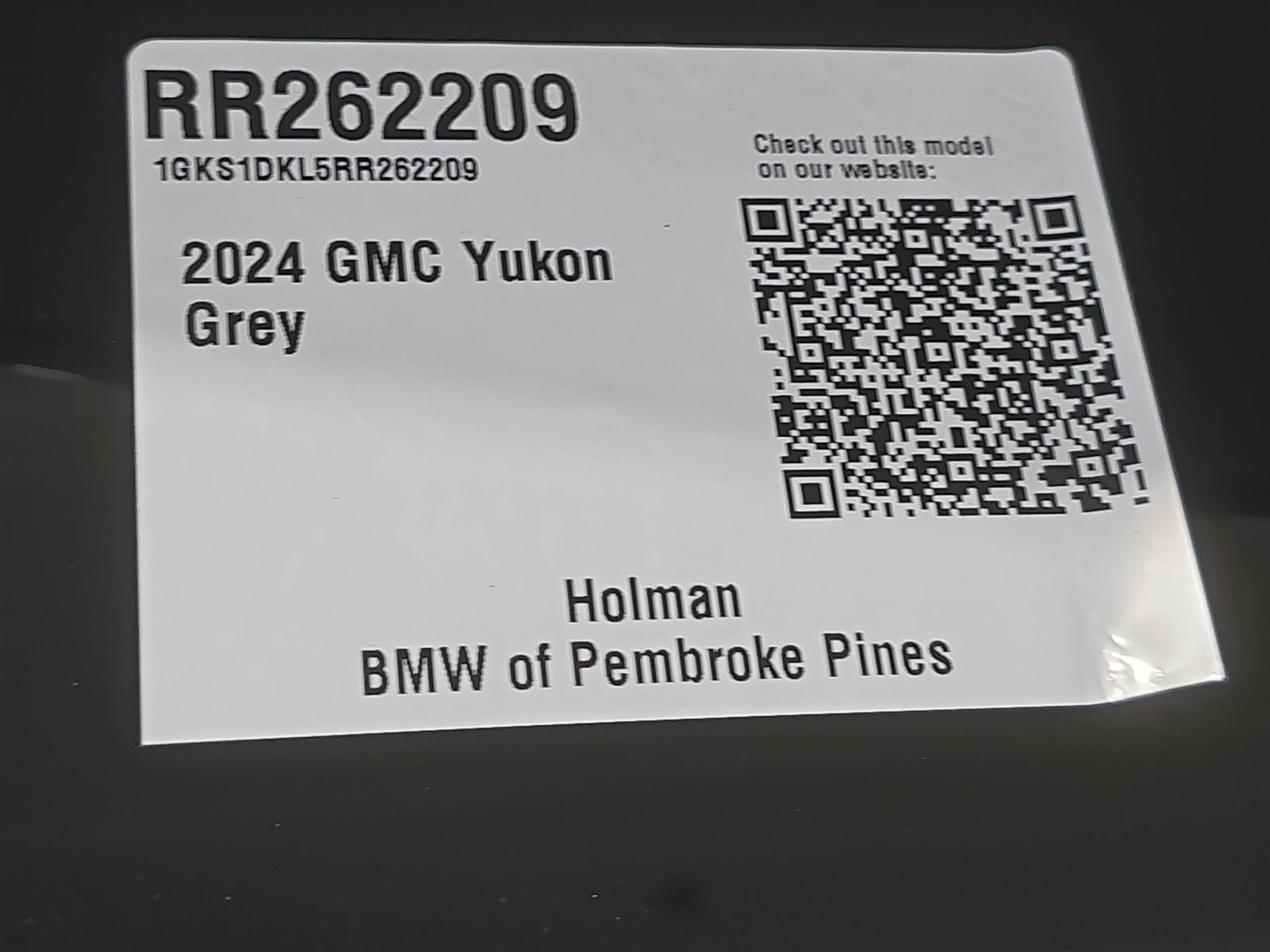 Used 2024 Silver GMC Denali image 33