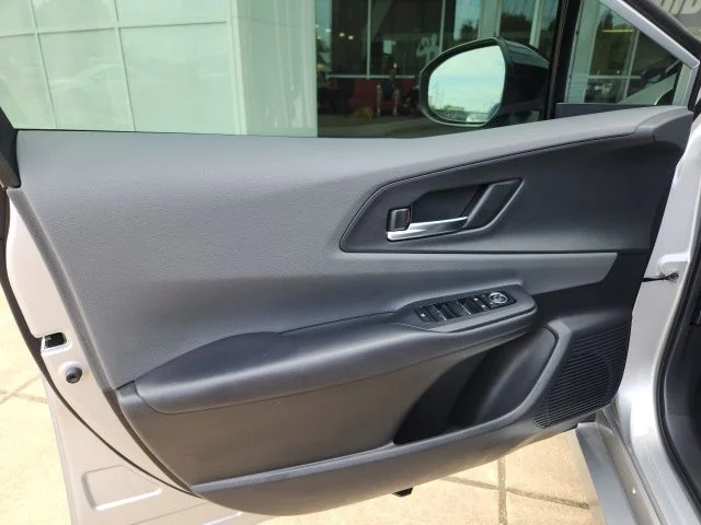 Used 2024  Toyota XLE image 14