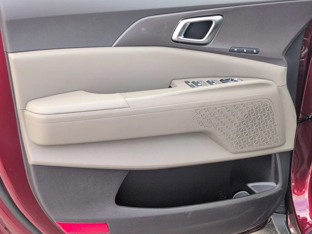 2025 Kia Carnival EX - Photo 13