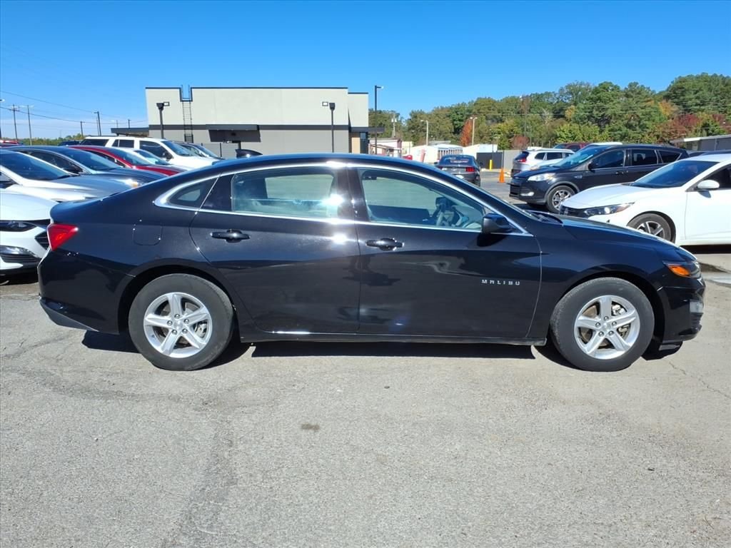 Used 2024 Black Chevrolet LT image 5