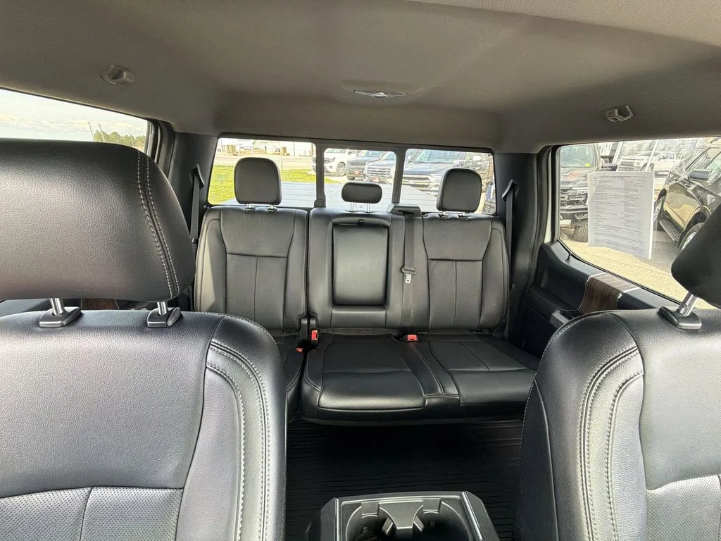Used 2019 White Platinum Clearcoat Metallic Ford Lariat image 13