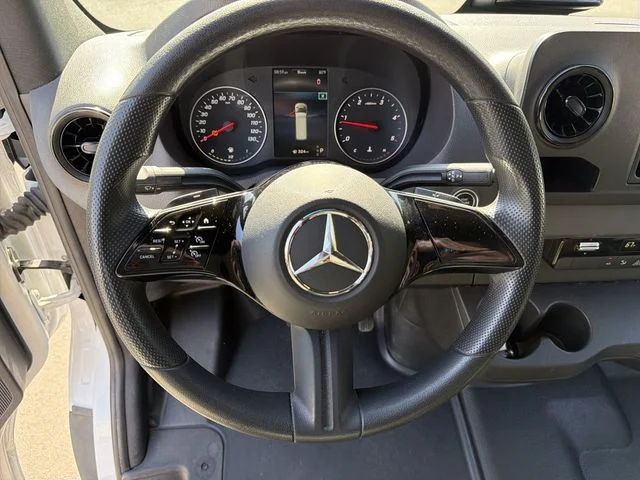 Used 2025 White Mercedes-Benz Cargo 144 WB image 19