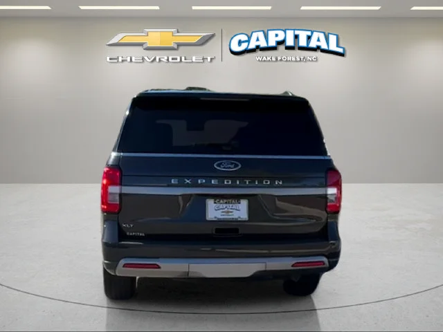 Used 2022  Ford XLT image 4