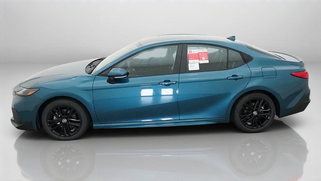New 2026 Ocean Gem Toyota SE image 2