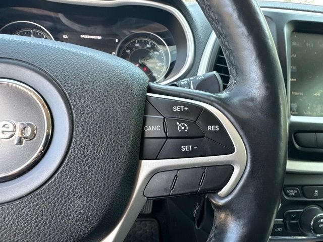 Used 2014 Billet Silver Metallic Clearcoat Jeep Trailhawk image 12