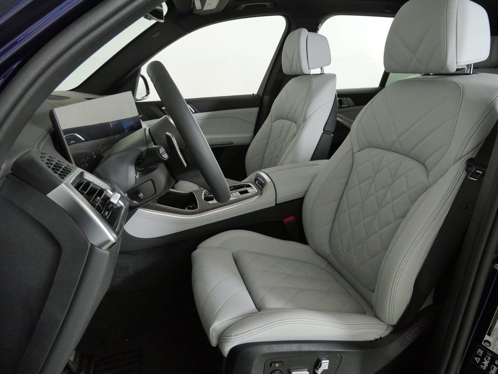 New 2026 Tanzanite Blue II Metallic BMW xDrive40i image 36