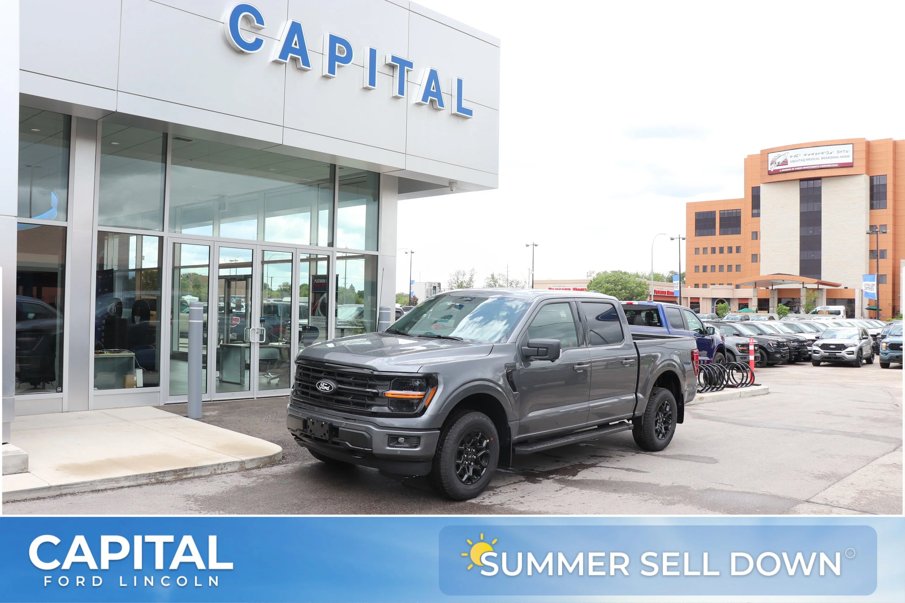 New 2026 CARBONIZED GREY METALLIC Ford XLT image 1