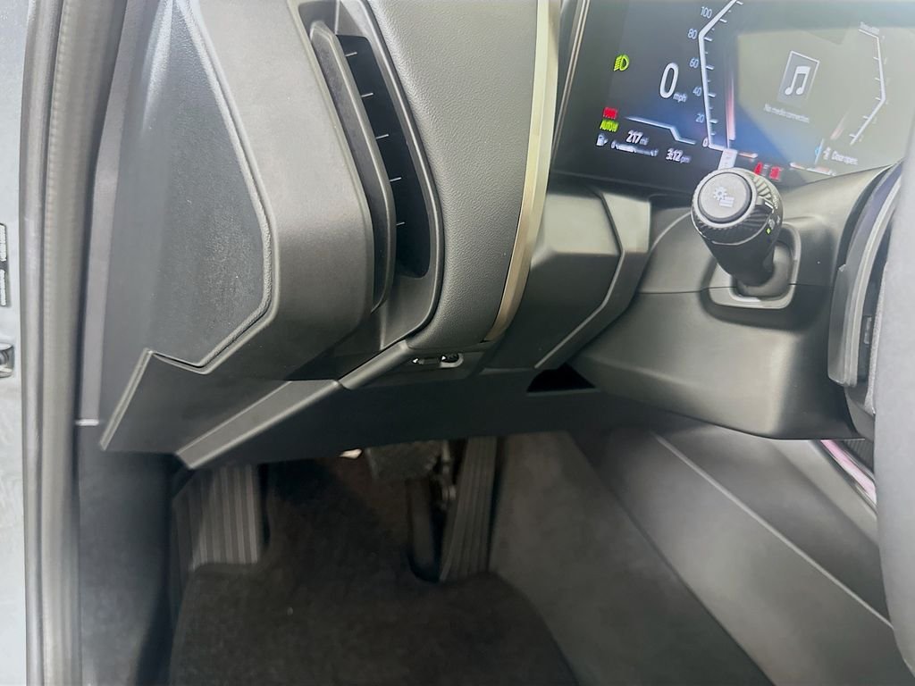 Used 2025 Gray BMW 30 xDrive image 9