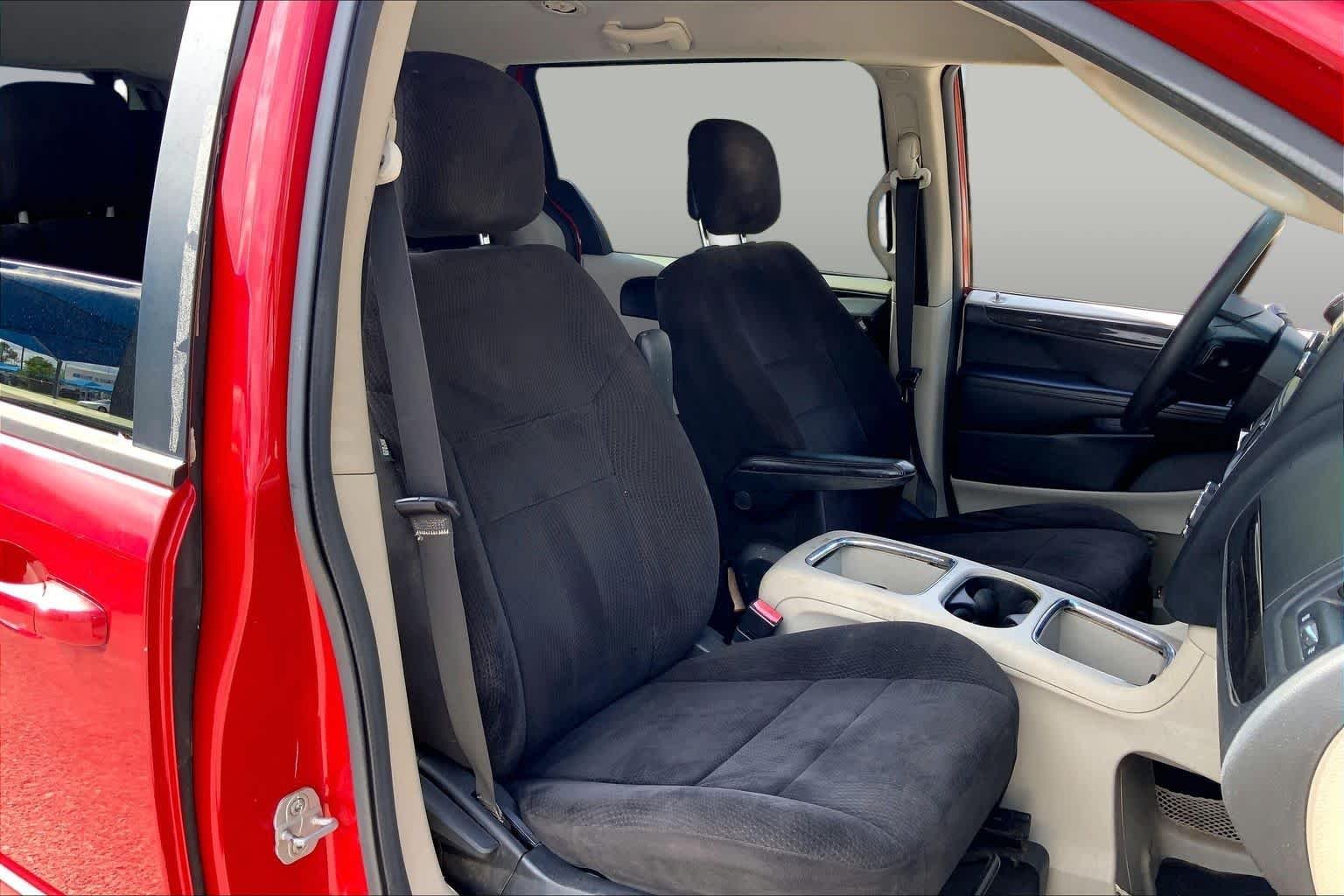 Used 2013 Redline Two-Coat Pearl Dodge SXT image 9