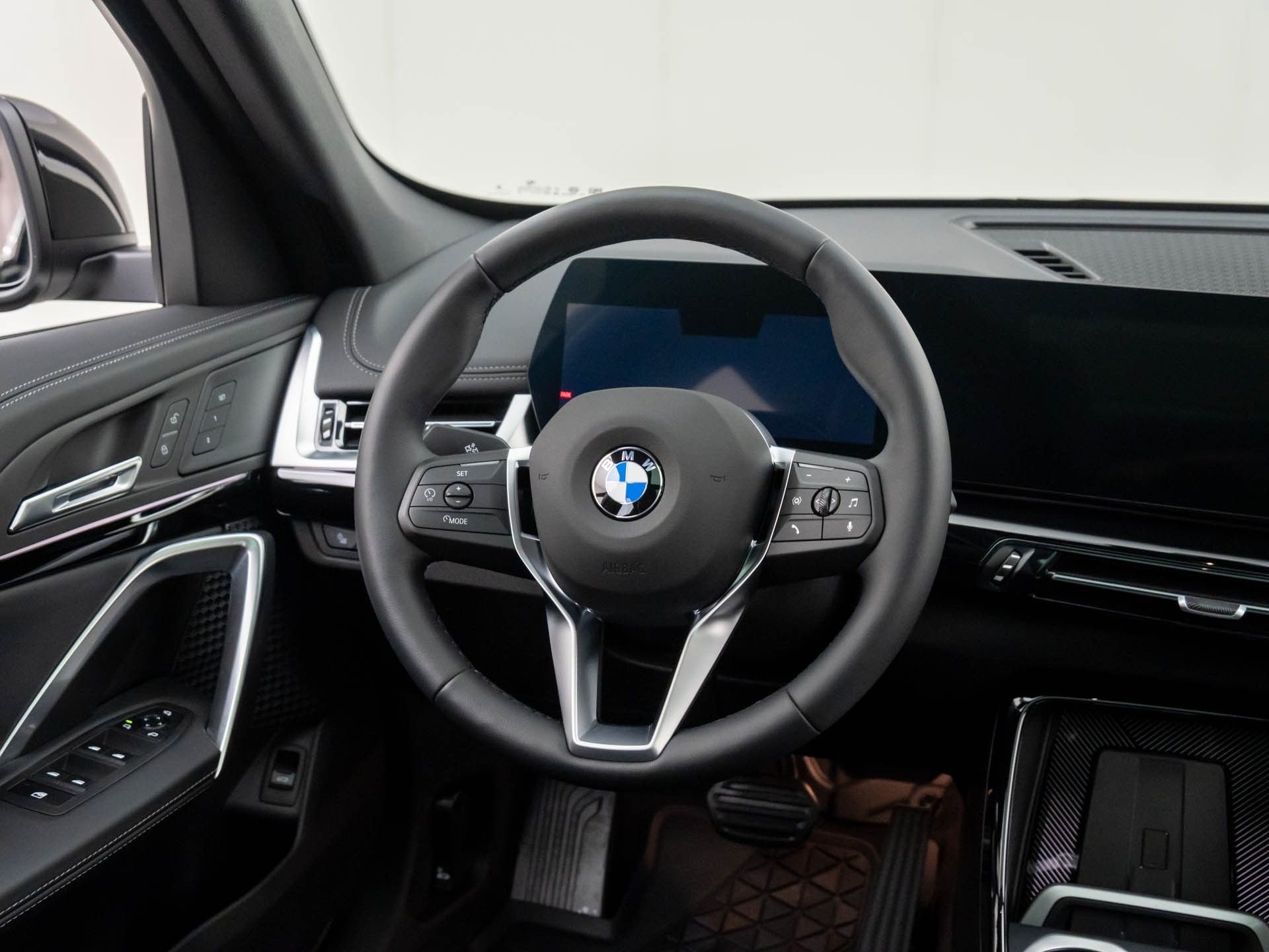 New 2026 Jet Black BMW xDrive28i image 10
