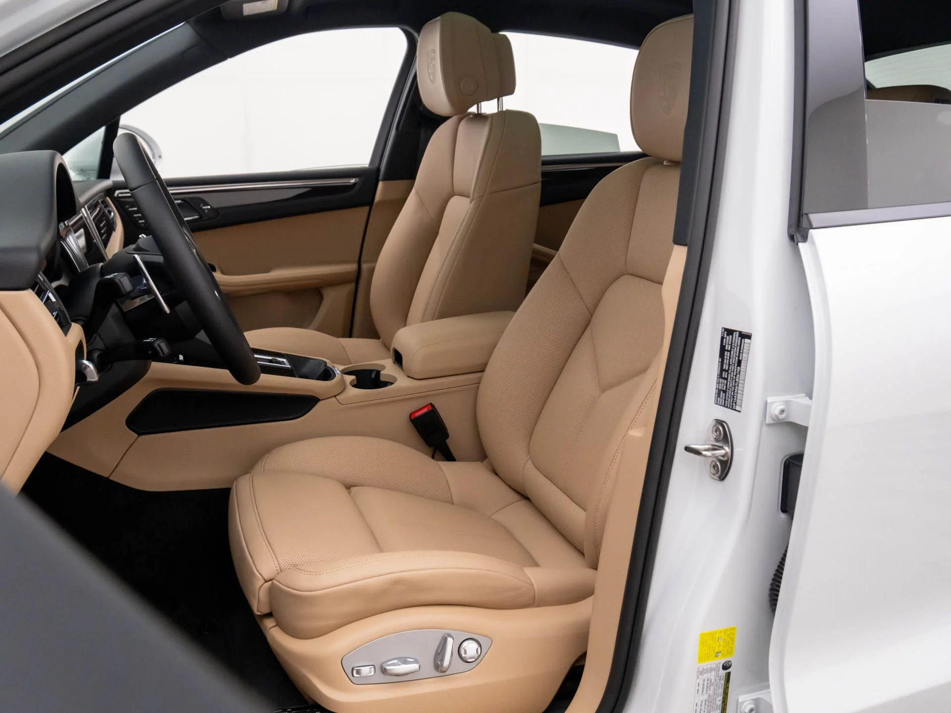 New 2026 White Porsche  image 5