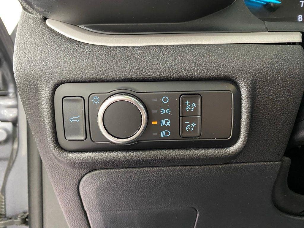 Used 2023 Gray Metallic Ford XLT image 16
