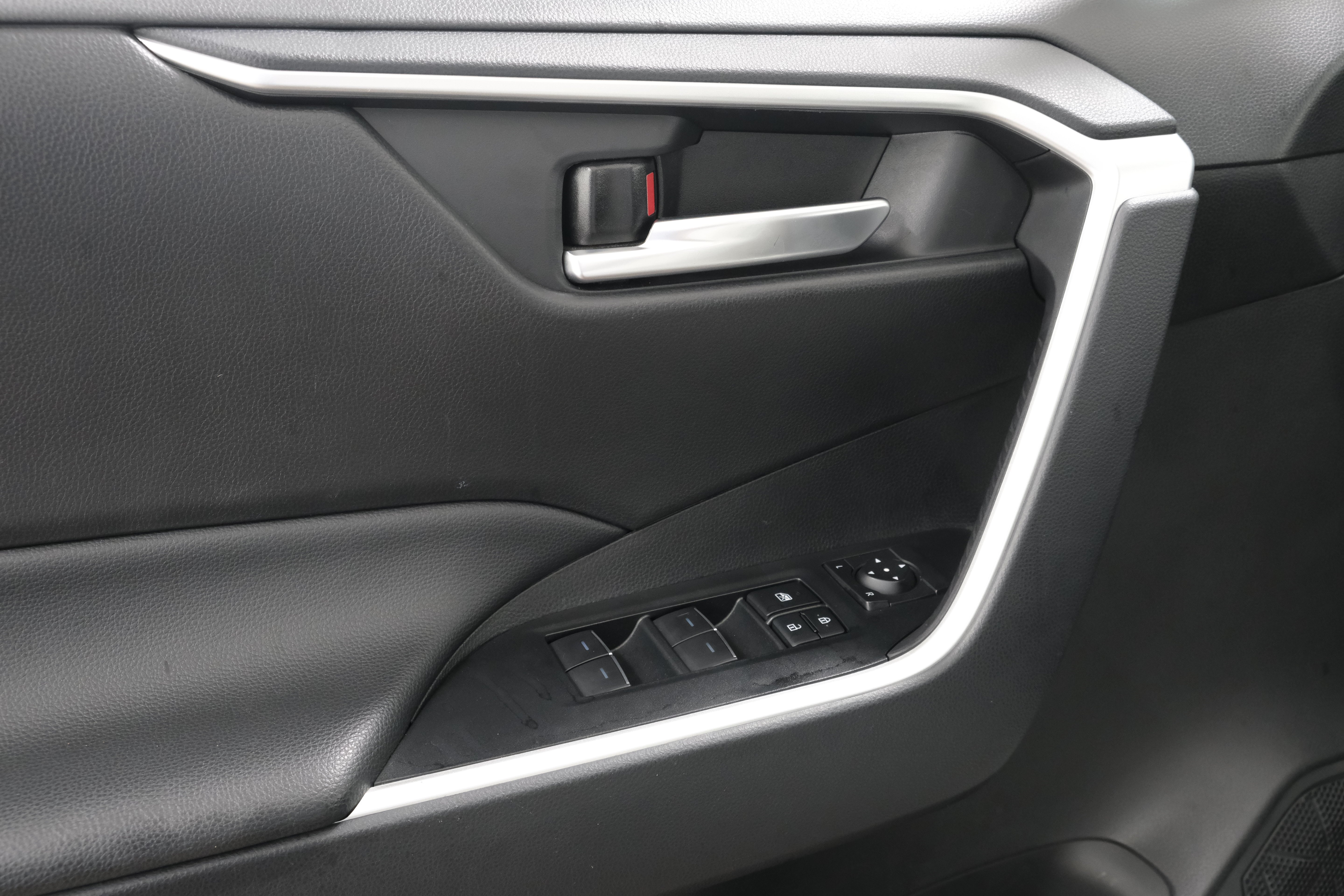 Certified Used 2025 Ice Cap Toyota XLE image 25