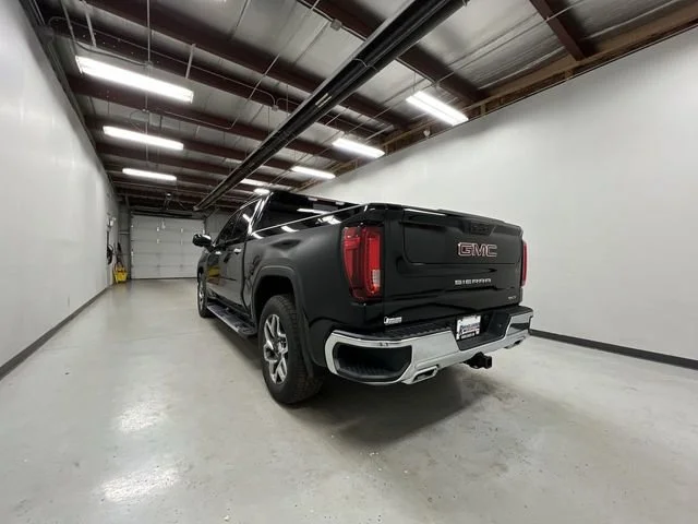 2026 GMC Sierra 1500 SLT - Photo 6