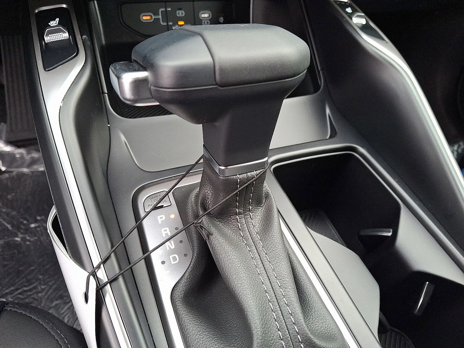 New 2026 Wolf Gray Kia S image 13
