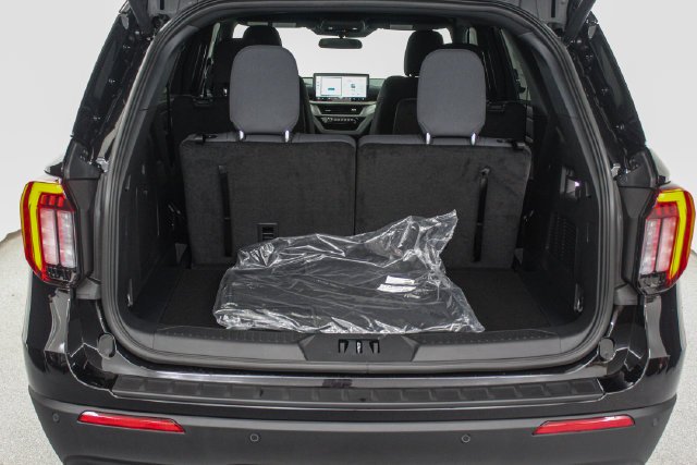 New 2027 Agate Black Metallic Ford Active image 8